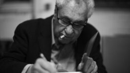 Iconic Photographer Elliot Erwitt Has Died at 95