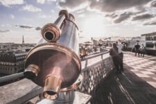 Want Unique Paris Photos? Here’s How the Experts Do It